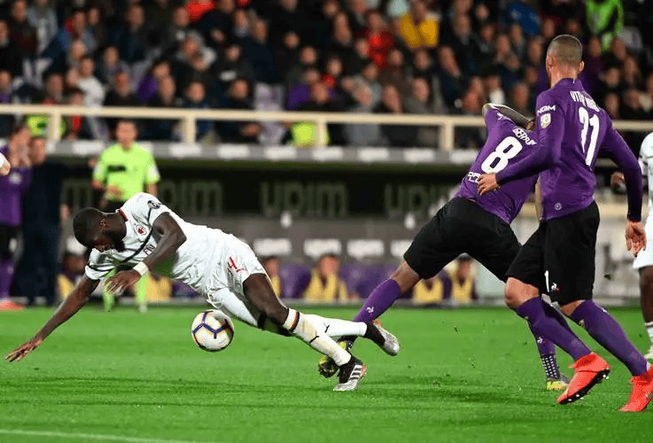 Kaiyun Sports-关于这也行？国际比赛日上海久事备战NBA季后赛莱万多夫斯基在尤文图斯比赛中突破纪录，曼城围绕法甲再遭质疑的信息